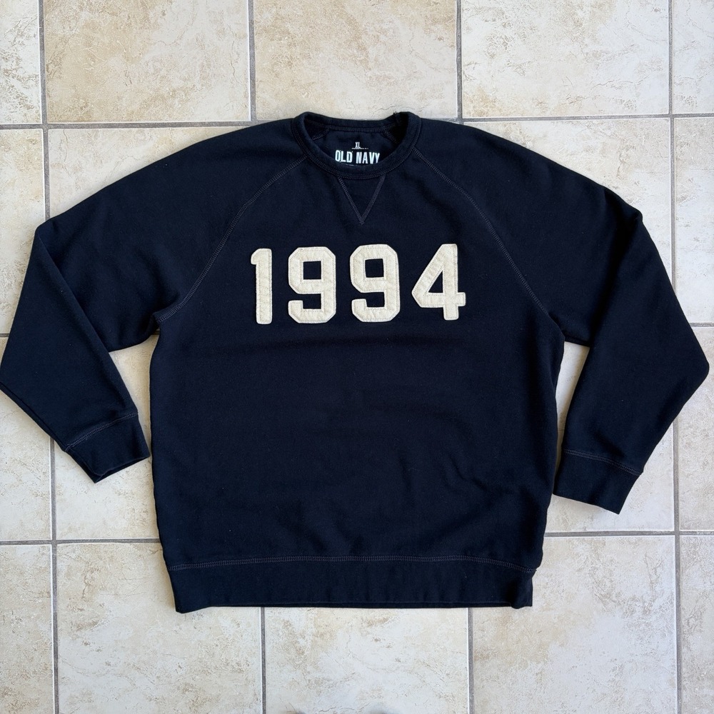 Y2K Old Navy Sweatshirt Mens XL Black Embroidered 1994 Raglan Fleece Crewneck‎